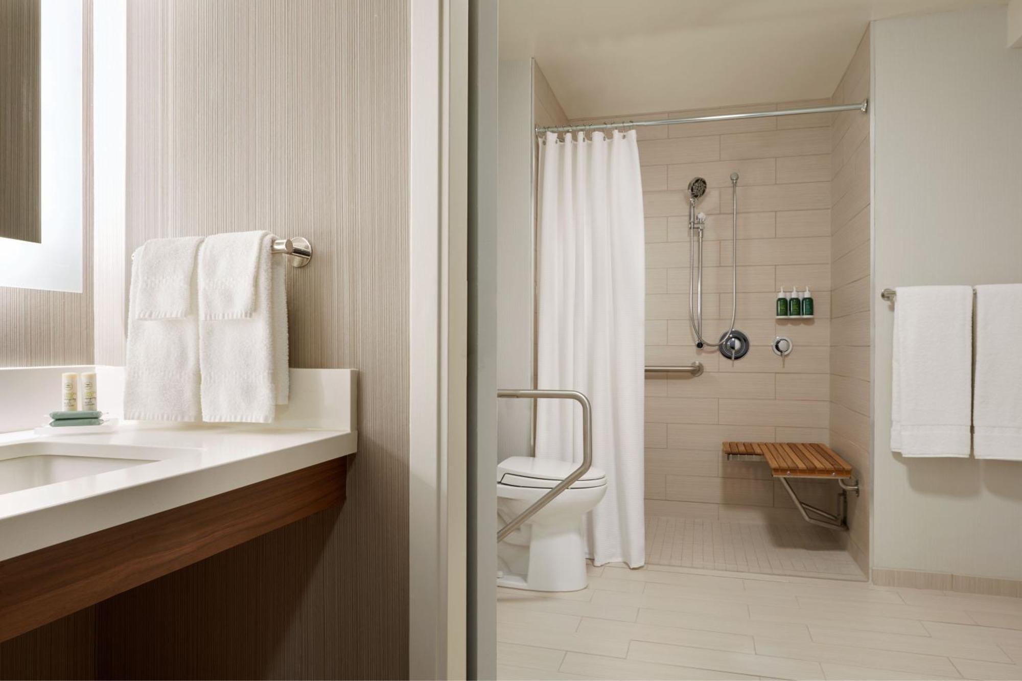 Courtyard By Marriott Ottawa Downtown Otel Dış mekan fotoğraf