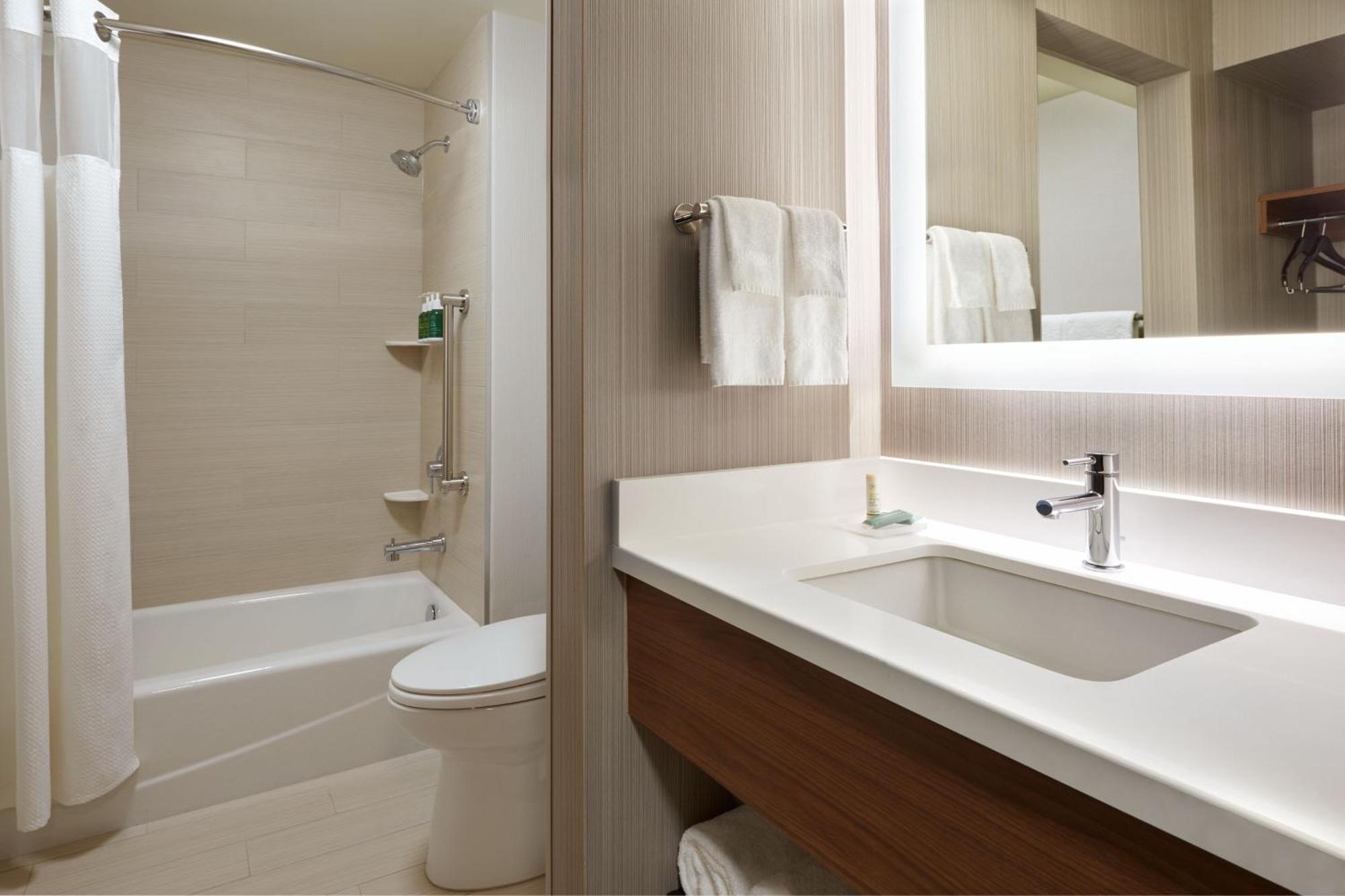 Courtyard By Marriott Ottawa Downtown Otel Dış mekan fotoğraf